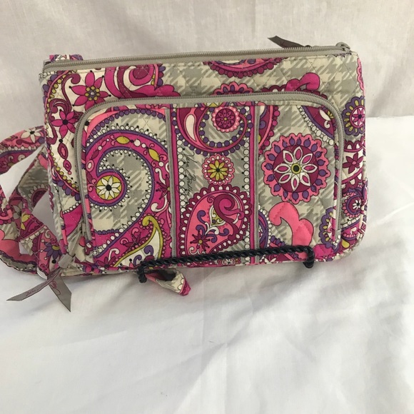 Vera Bradley Handbags - Vera Bradley Little Hipster Bag.